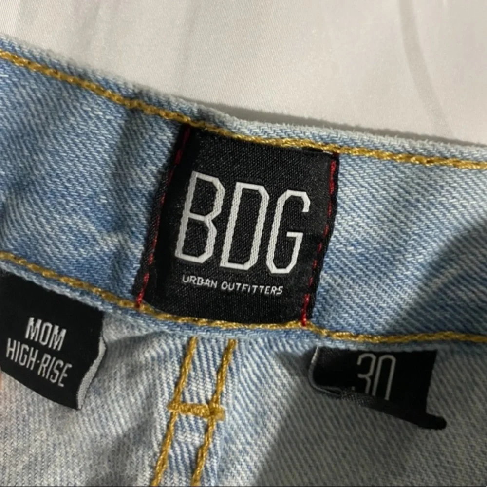 BDG Urban Outfitters High Waisted Light Wash Mom Jean Shorts